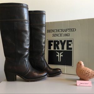 🐎 FRYE JANE 14L 🐎